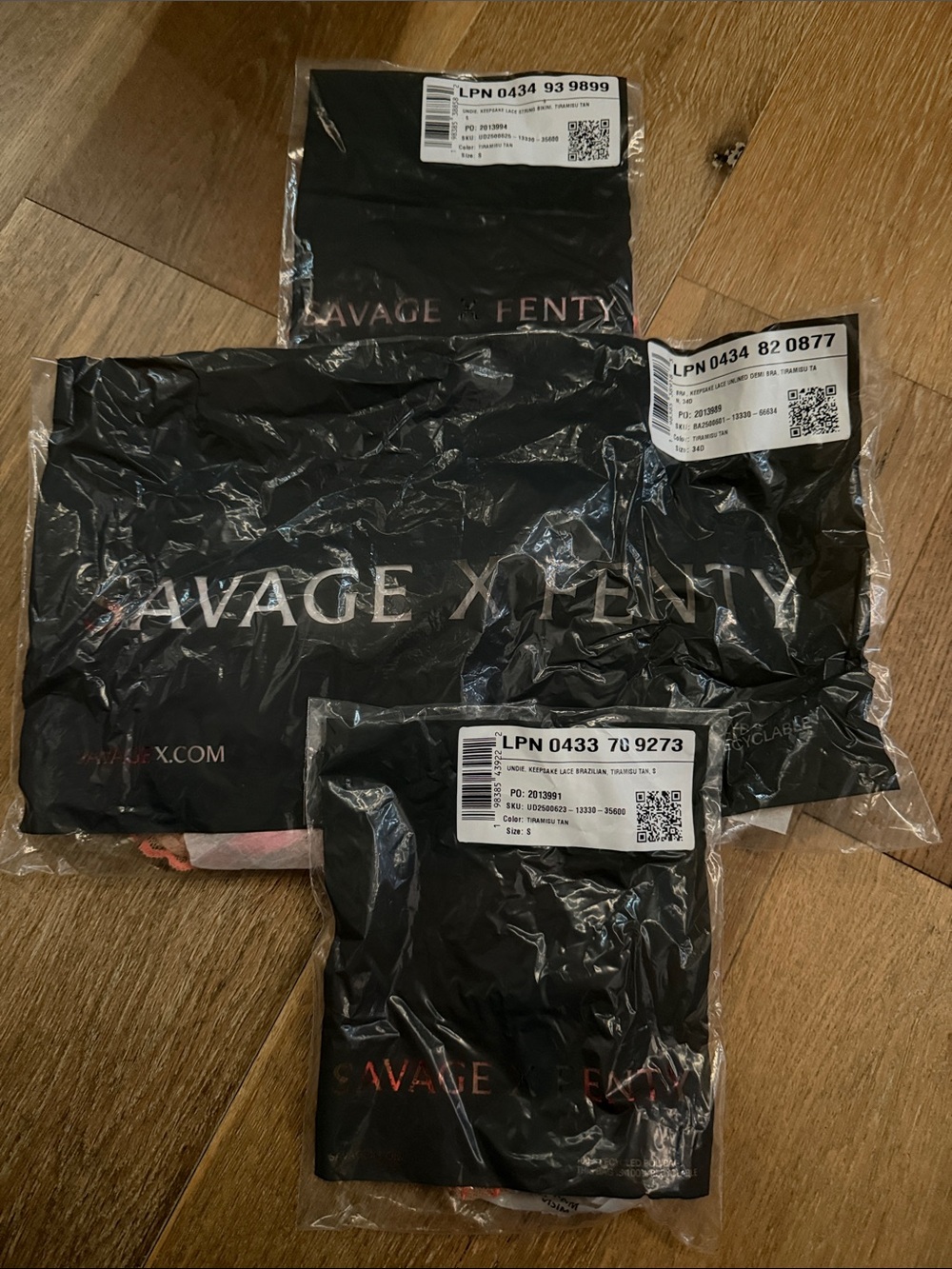 Savage X Fenty Coral Lace Bra